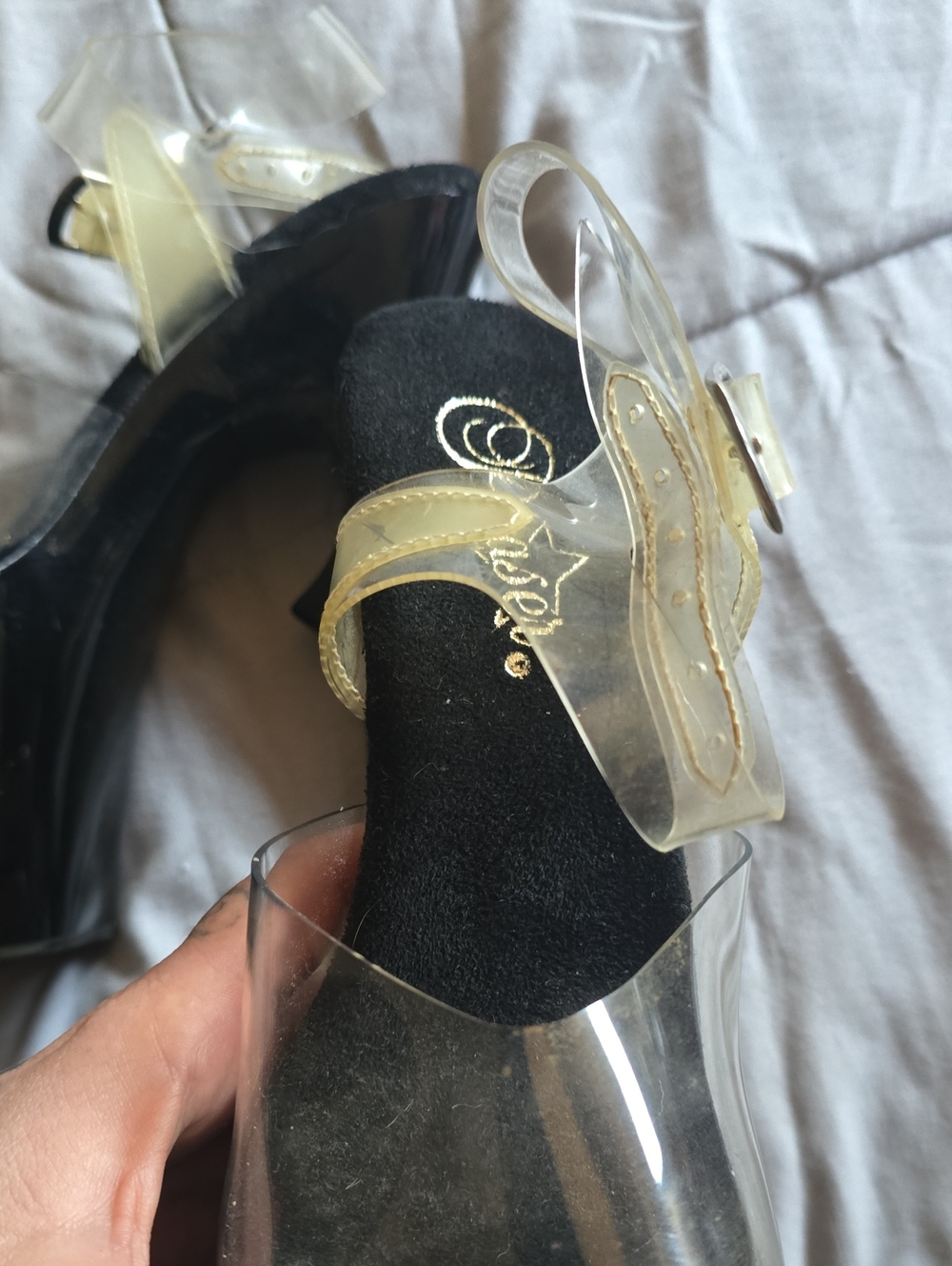 Lovethorn Pleaser Heels - Picture 6 of 6